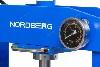 NORDBERG ПРЕСС N3620 гидравлический 20т., с ручным приводом